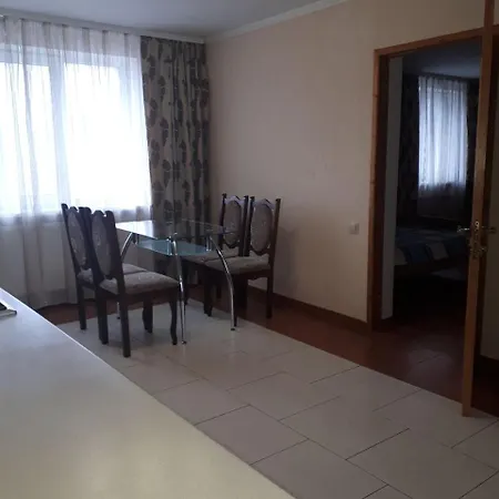 100 кв.м на шота руставелі Apartman Odessza