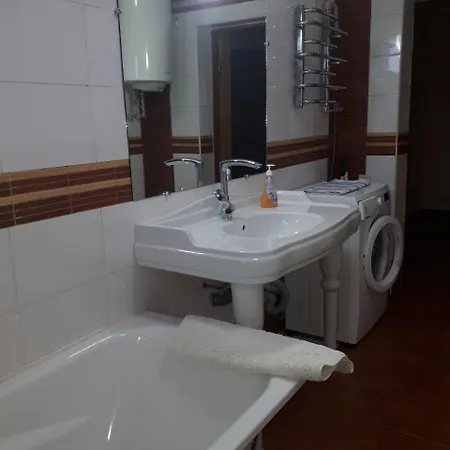 100 кв.м на шота руставелі Apartman Odessza