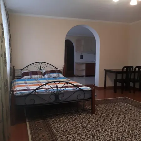 100 кв.м на шота руставелі 오데사